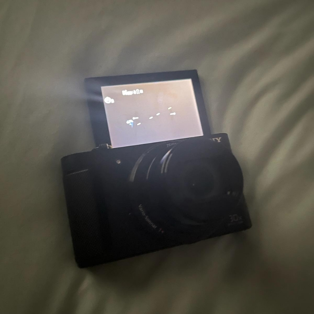 Camera - Picture 6 of 6